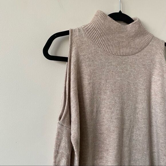 NWT-Halogen Alpaca & Wool Blend Mock Neck Cold Shoulder Cream Sweater - Picture 7 of 13